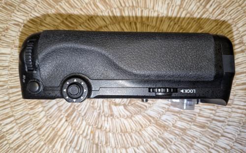 Vertikaalne käepide Nikon D500-le MB-D17 image 3