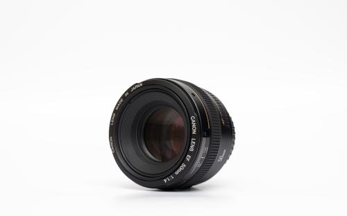 Canon EF 50mm f/1.4 USM objektiiv image 7